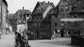 Der Gänsberg Historische schwarz-weiß Aufnahme des ehemaligen Stadtteils Gänsberg in Fürth